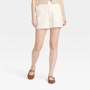 Women's Mid-Rise Utility Trouser Shorts - Universal Thread Cream 4